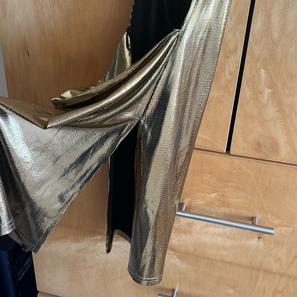 Gold, backless, sexy dress. High slits on side. - Picture 3 of 3